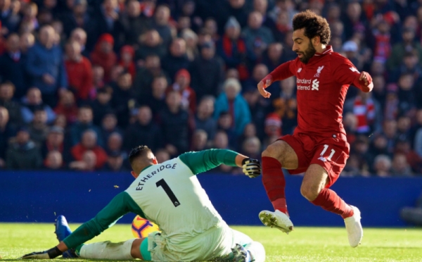 Mo Salah Buka Keran Gol, Liverpool Menang Meyakinkan atas Cardiff City