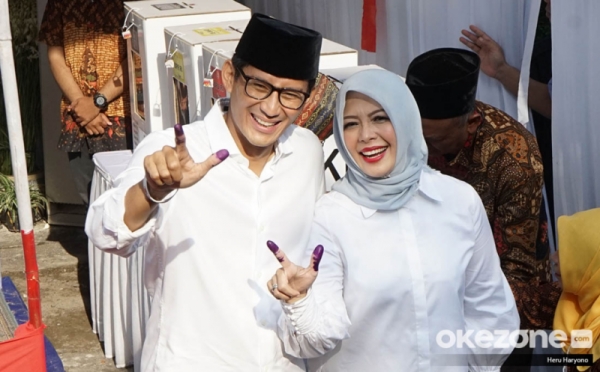 Bersama Istri, Anak dan Kedua OrangTuanya, Sandiaga Uno Nyoblos di TPS 02