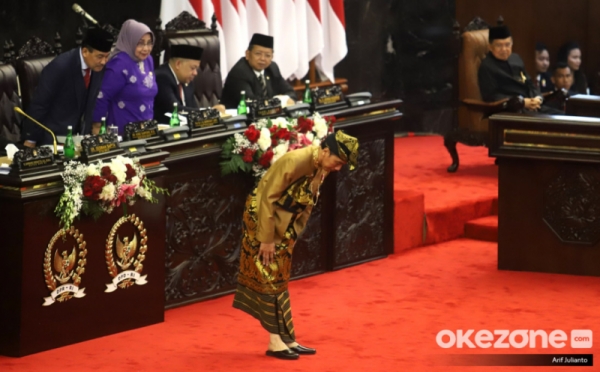 Jokowi Pakai Baju Adat Sasak, JK Pilih Baju Adat Betawi