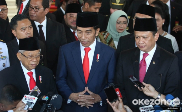 Usai Dilantik, Jokowi-Maruf Amin Beri Keterangan Pers
