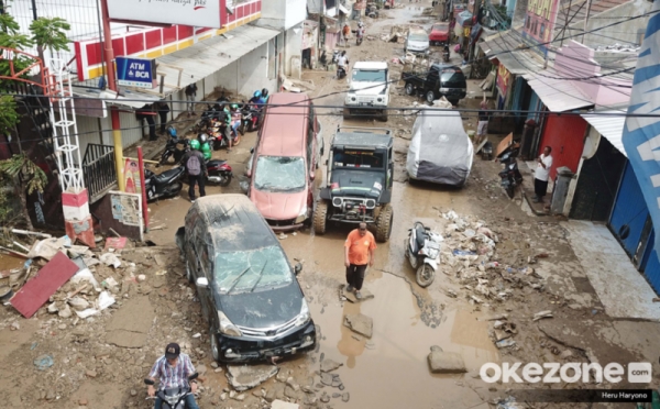 Bak Tsunami, Kondisi Perumahan Pondok Gede Permai usai Banjir