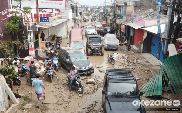 Bak Tsunami, Kondisi Perumahan Pondok Gede Permai usai Banjir