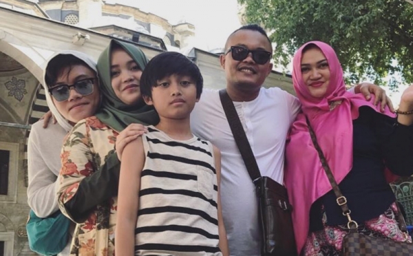 Intip Kembali Kebersamaan Lina Bersama Sule dan Keluarga