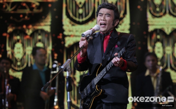 Penampilan Pertama Kali Rhoma Irama di Panggung Indonesian Idol