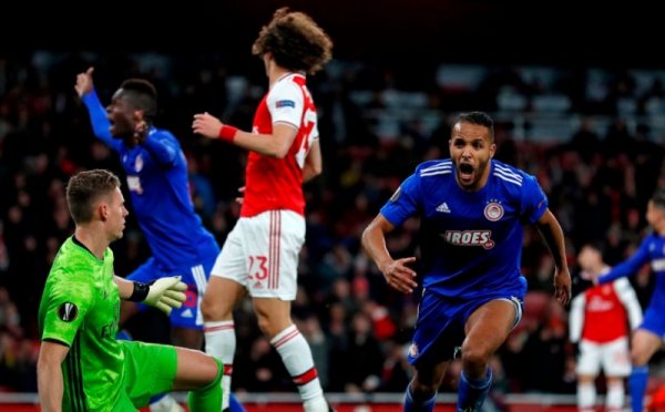 Gol El-Arabi Buyarkan Kemenangan Arsenal