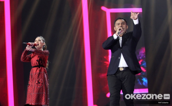 Judika feat Nella Kharisma Bawakan Aku yang Tersakiti