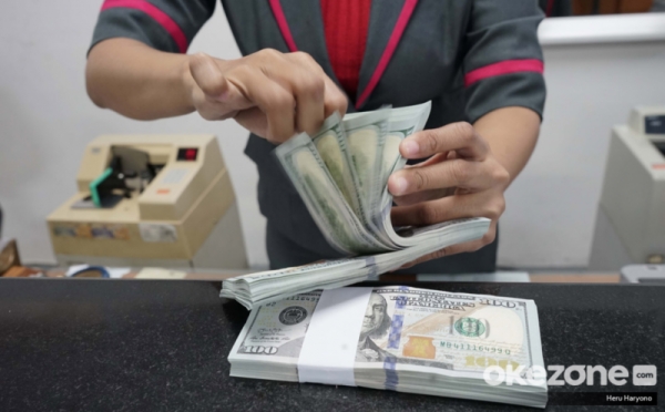 Nilai Tukar Rupiah terhadap Dolar AS Bergerak Menguat