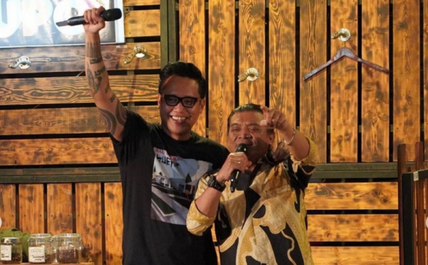 Unggah Foto Kebersamaan dengan Didi Kempot, Gofar Hilman : Selamat Jalan Pakde