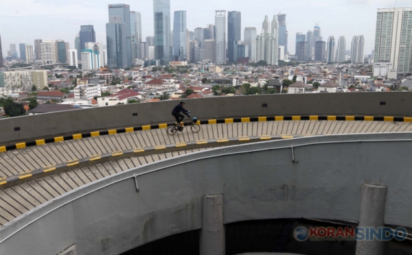 Intip Sensasi Bersepeda  di  Area Mal Jakarta  0 Foto 