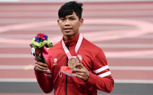 Pelari Indonesia Sapto Yogo Purnomo Raih Medali Perunggu Paralimpiade Tokyo 2020 0 : Foto Okezone Foto - Vimarsana News