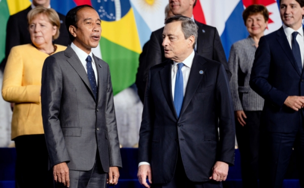 Presiden Joko Widodo Disambut Perdana Menteri Italia Mario Draghi saat Hadiri KTT G20