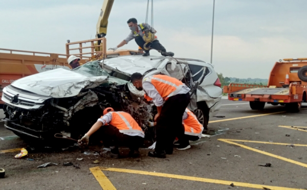 Begini Kondisi Mobil Vanessa Angel Pasca Kecelakaan di Tol Jombang-Mojokerto