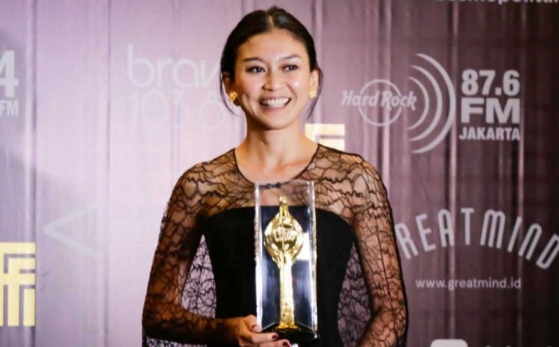 Dalam Film Ali & Ratu Ratu Queens, Aktris Cantik Marissa Anita Raih Piala Citra