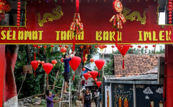 Hiasan Lampion Percantik Perkampungan Di Jalan H Bona Depok Dalam