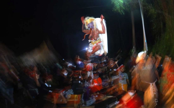 img-1