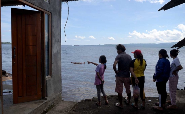 img-1