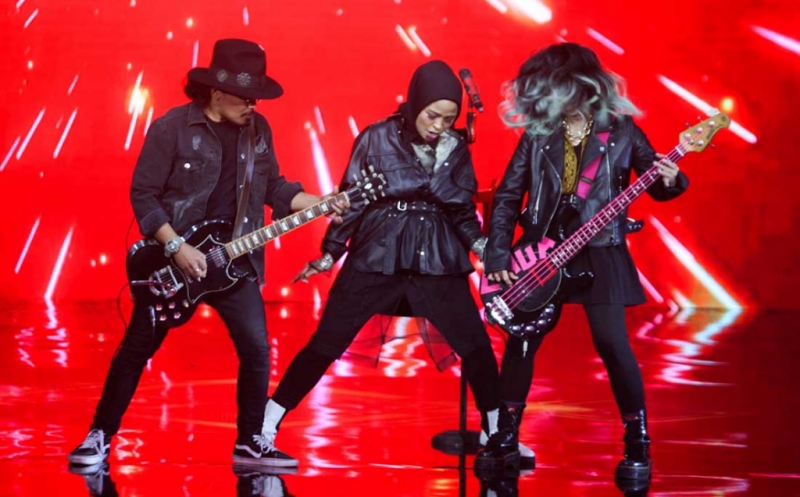 Band Kotak  Meriahkan iNews Maker Awards 2022