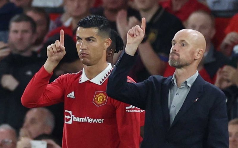 Gaya Ronaldo Tirukan Erik ten Hag 