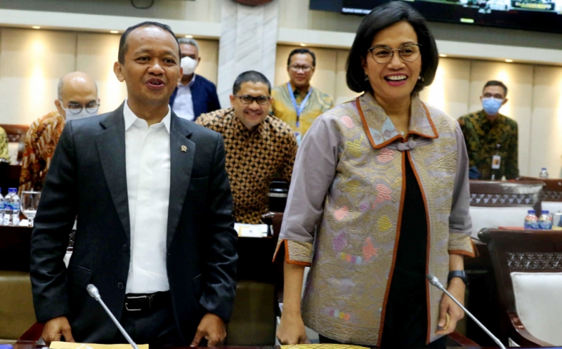 Menkeu Sri Mulyani Bareng Kepala BKPM Bahlil Lahadalia Raker Bahas RUU PPSK