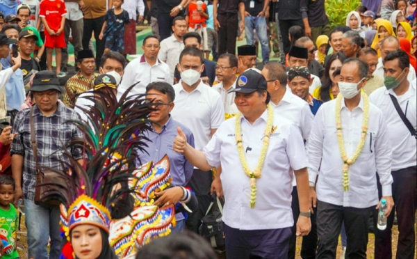 Menko Airlangga Dorong Desa Perkuat Gotong Royong Dan Tingkatkan ...