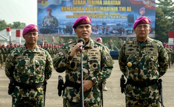 Kasal Laksamana Tni Muhammad Ali Pimpin Sertijab Komandan Korps Marinir