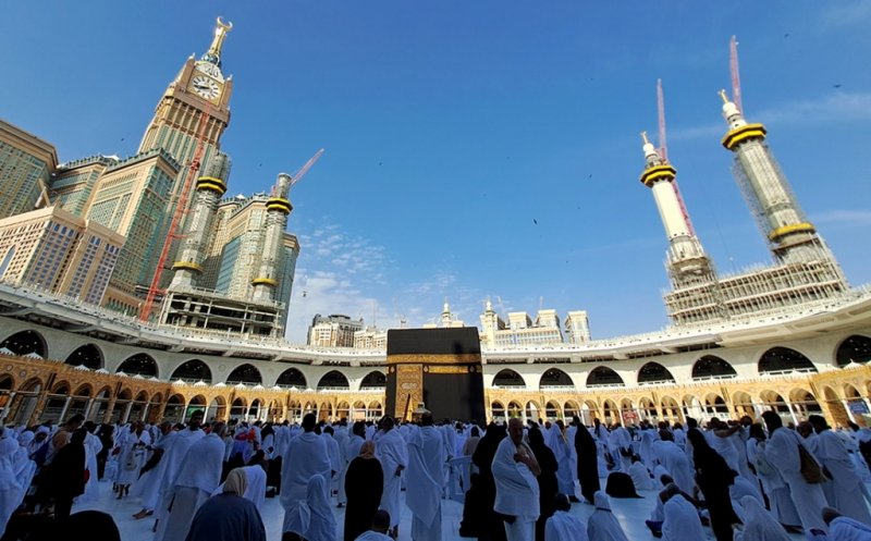 Potret Umat Islam Jalani Umrah Wajib Sebelum Puncak Ibadah Haji