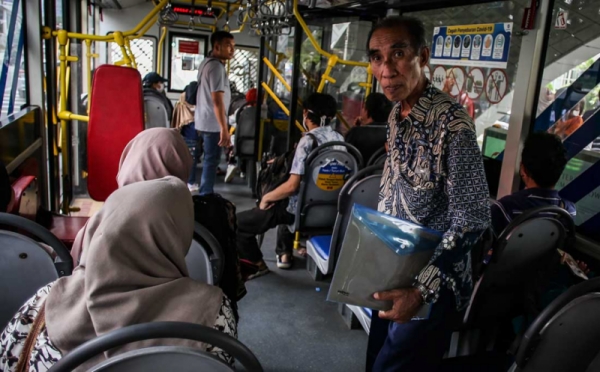 HUT Jakarta, Pemprov DKI Berlakukan Tarif Rp1 Untuk Transportasi Umum 0 ...