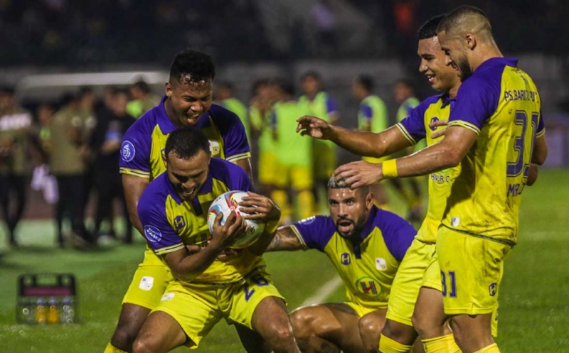 Jersey Barito Putera Mirip dengan Klub Ronaldo Al Nassr