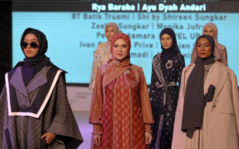 Peragaan Busana Menyambut MUFFEST+ 2024