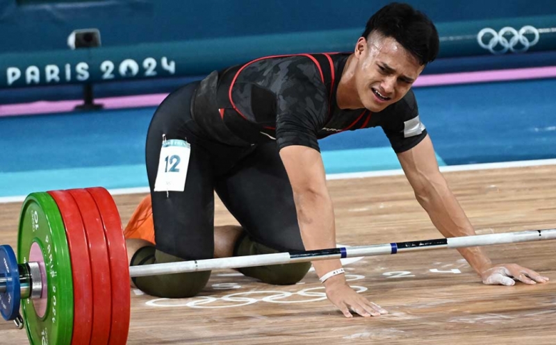 Cetak Sejarah Baru, Lifter Rizki Juniansyah Raih Emas Olimpiade 2024
