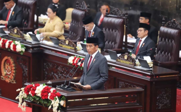 Sidang Paripurna, Jokowi Sebut Program Makan Bergizi Gratis Tingkatkan Gizi Anak