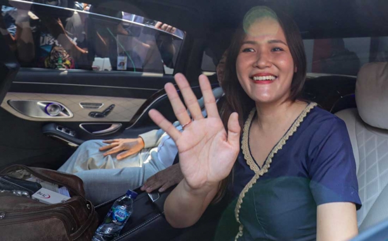 Senyum Lepas Jessica Wongso Bebas dari Tahanan