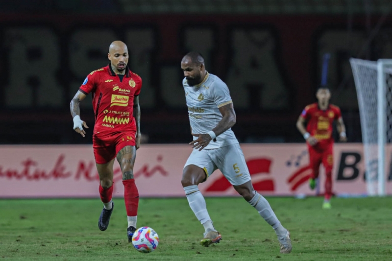 Main 9 Pemain, Persija Kalah 3-1 Hadapi Arema di Bekasi