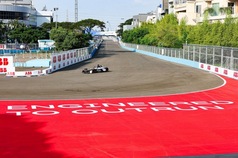 Formula E Jakarta, Maximilian Guenther Tercepat