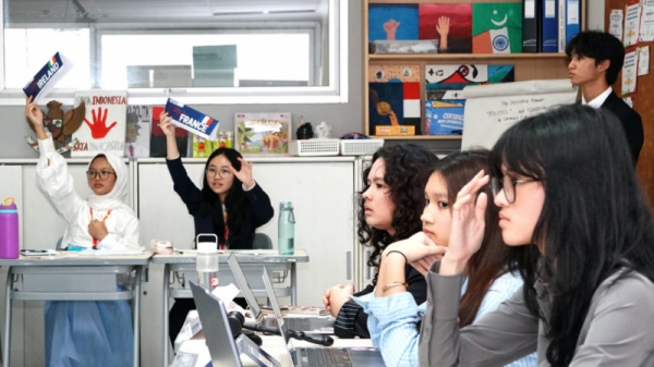 Diplomasi Berkelanjutan: Tanggung Jawab Global di Masa Depan yang Tak Pasti