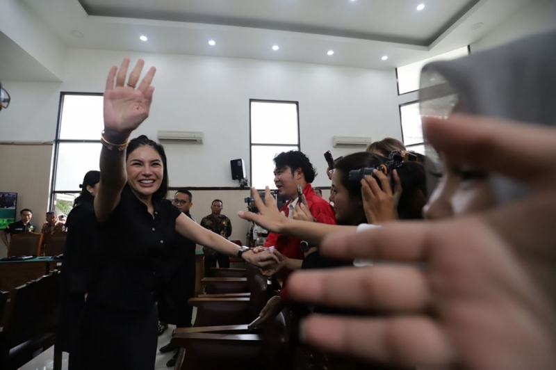 Nikita Mirzani Divonis 4 Tahun Penjara dalam Kasus Pemerasan Reza Gladys