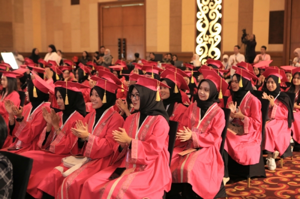 Bintang Beasiswa 2025 Hadirkan 100 Beasiswa untuk Perempuan Berprestasi