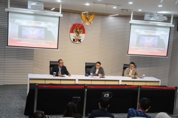 img-1