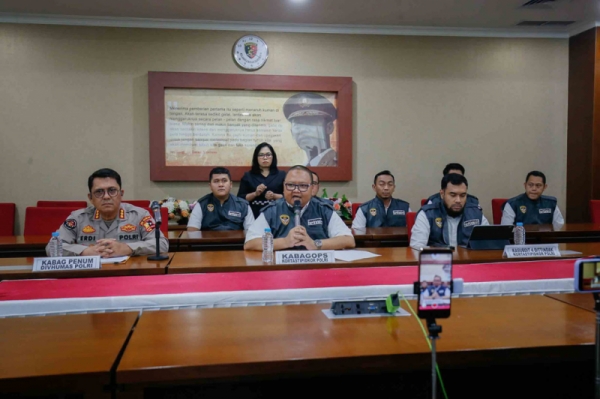 img-1