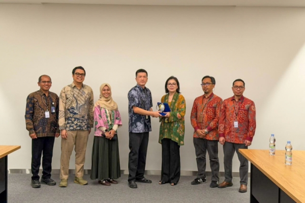 img-1