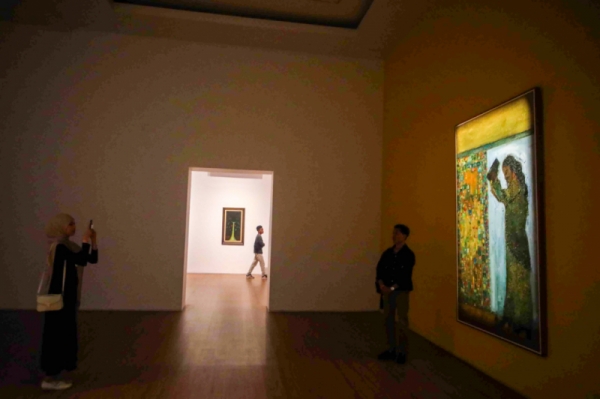 img-1