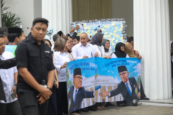 Estafet Kepemimpinan Kementerian Luar Negeri: Arrmanatha Nasir Gantikan Sugiono (4)