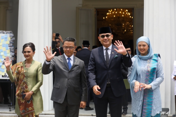 Estafet Kepemimpinan Kementerian Luar Negeri: Arrmanatha Nasir Gantikan Sugiono (2)