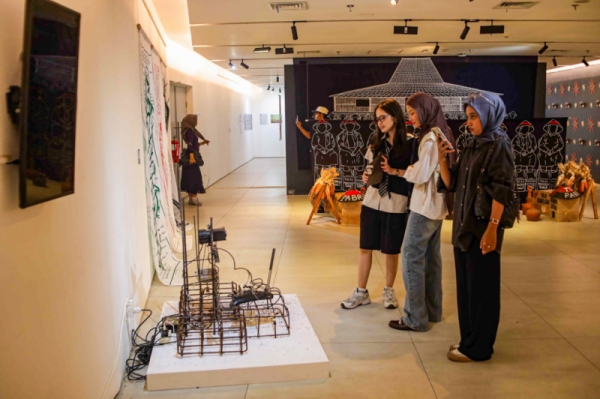 Eksplorasi Seni Kontemporer Tanpa Biaya di Ajang Jakarta Biennale 2026 (2)