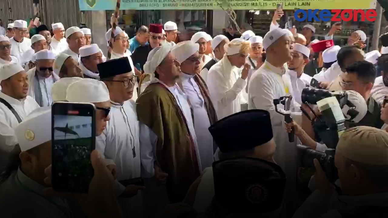 Gelar Silaturahmi, Momen Ridwan Kamil Diarak Bareng Habib Ali Kwitang