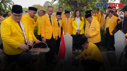 Jelang HUT Ke-60 Partai Golkar, Bahlil Dan Rombongan Berziarah Ke TMP ...